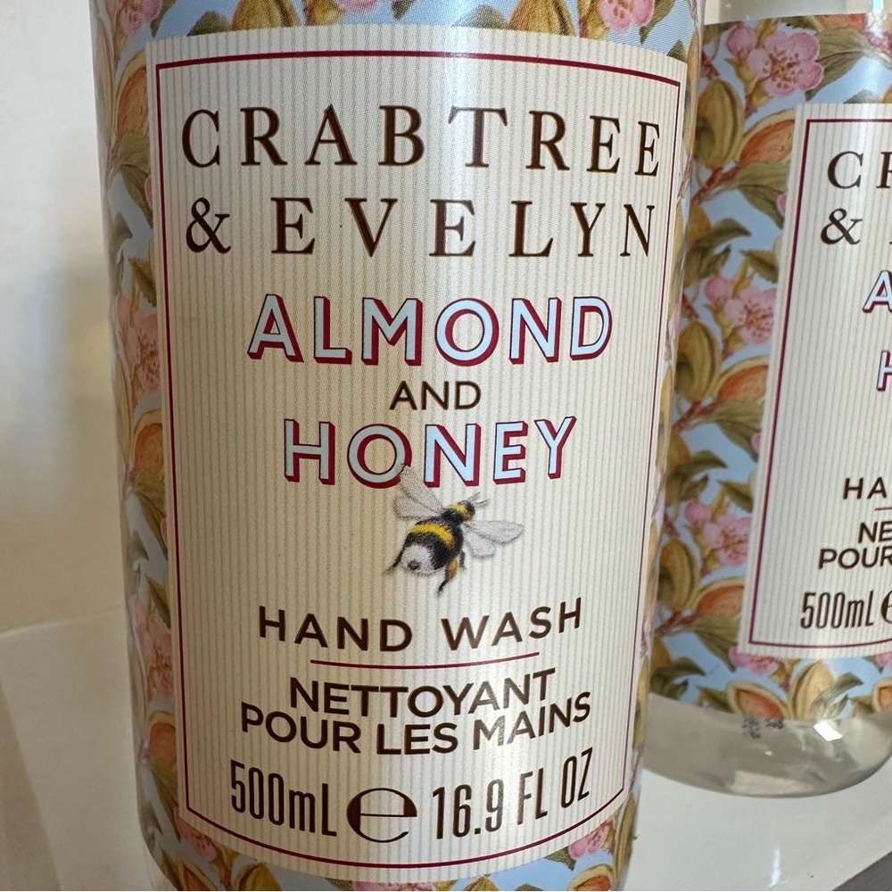 RARE Crabtree & Evelyn Almond & Honey Hand Wash (3) 16.9 oz NEW DISCONTINUED - Picture 2 of 6